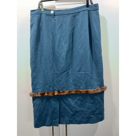 Lily & Taylor Wool Skirt 20 Blue Fur Trim Hem Vintage Mod Style Made USA - Picture 1 of 7